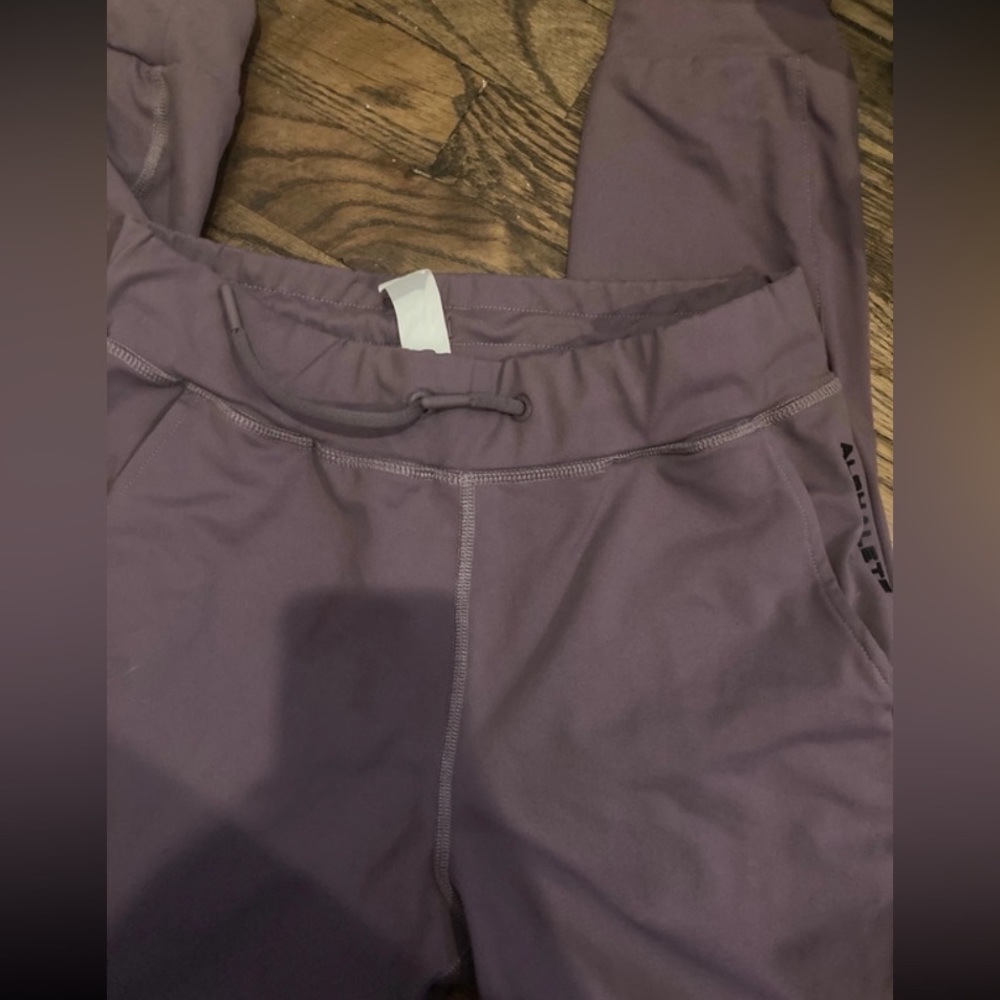 Alphalete joggers
